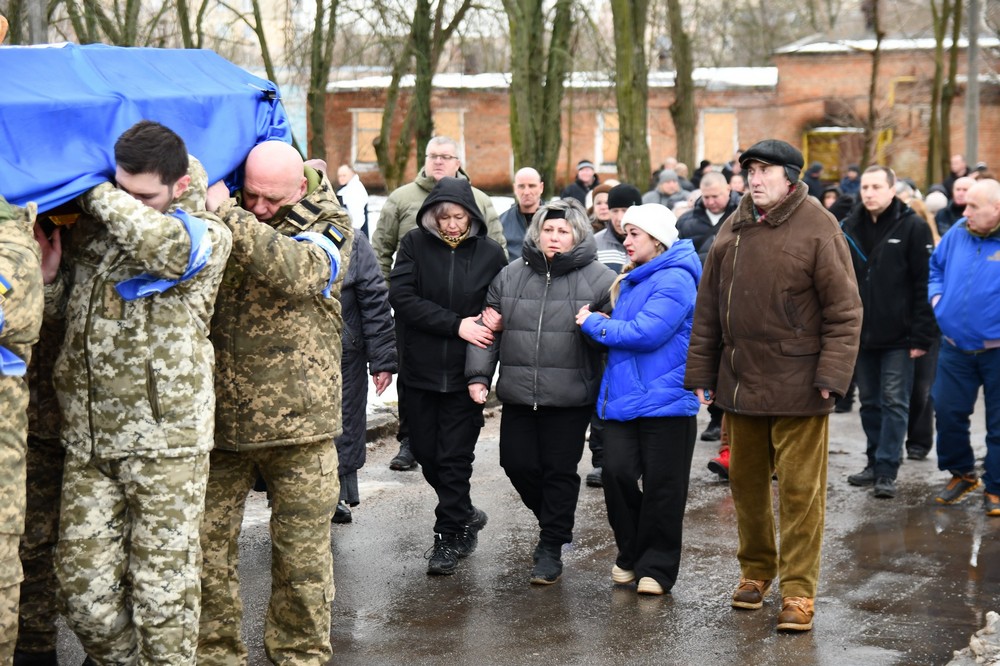 Нікополь провів 9 Нікополь провів 9