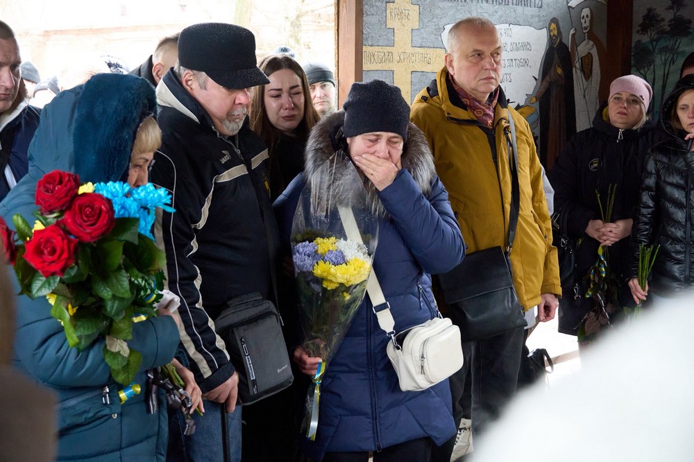 Мав позивний «Дід», загинув на Харківщині: Нікополь провів в останню путь Захисника (фото) 1 Нікополь провів в останню путь Захисника (фото) 2