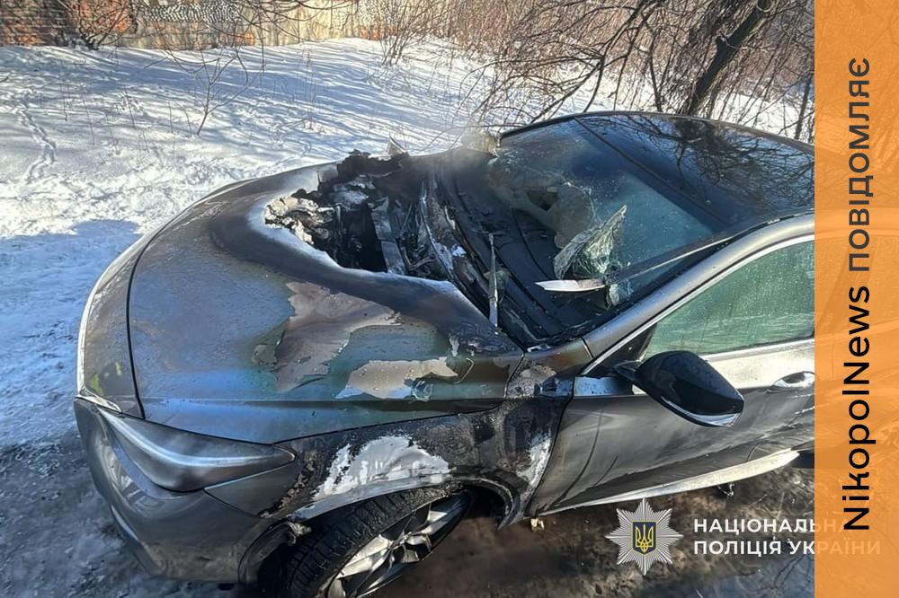 Підпал авто на Дніпропетровщині: поліція затримала 16-річного підлітка 1 Підпал авто на Дніпропетровщині