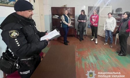 Поліція прозвітувала мешканцям Марганця за друге півріччя 2025 року (фото) 3