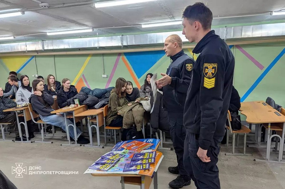  Правила безпеки взимку нагадали ліцеїстам Покрова (фото) 3