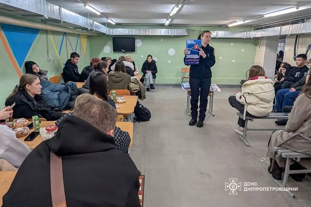  Правила безпеки взимку нагадали ліцеїстам Покрова (фото) 4