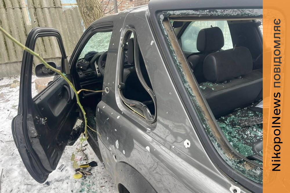 Два ворожих дрони влучили в автівку.. У Нікополі чоловік оголосив збір коштів (фото) 1 У Нікополі 2