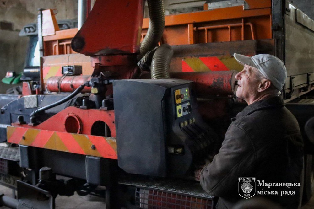 Заклад освіти Марганця отримав генератор з Тайваню (фото) 3 Заклад освіти Марганця отримав генератор з Тайваню (фото) 3