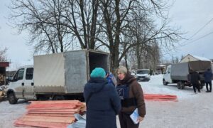 Жителі Марганця сьогодні отримали допомог 2