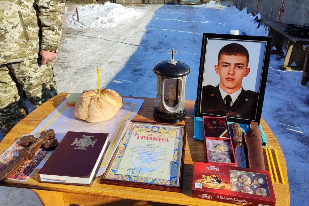 а Нікопольщині провели в останню путь 2