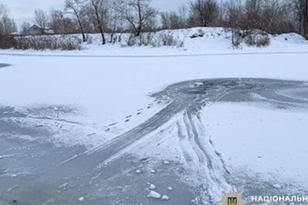 поліцейські Нікопольщини нагадали про небезпеку виходу на лід