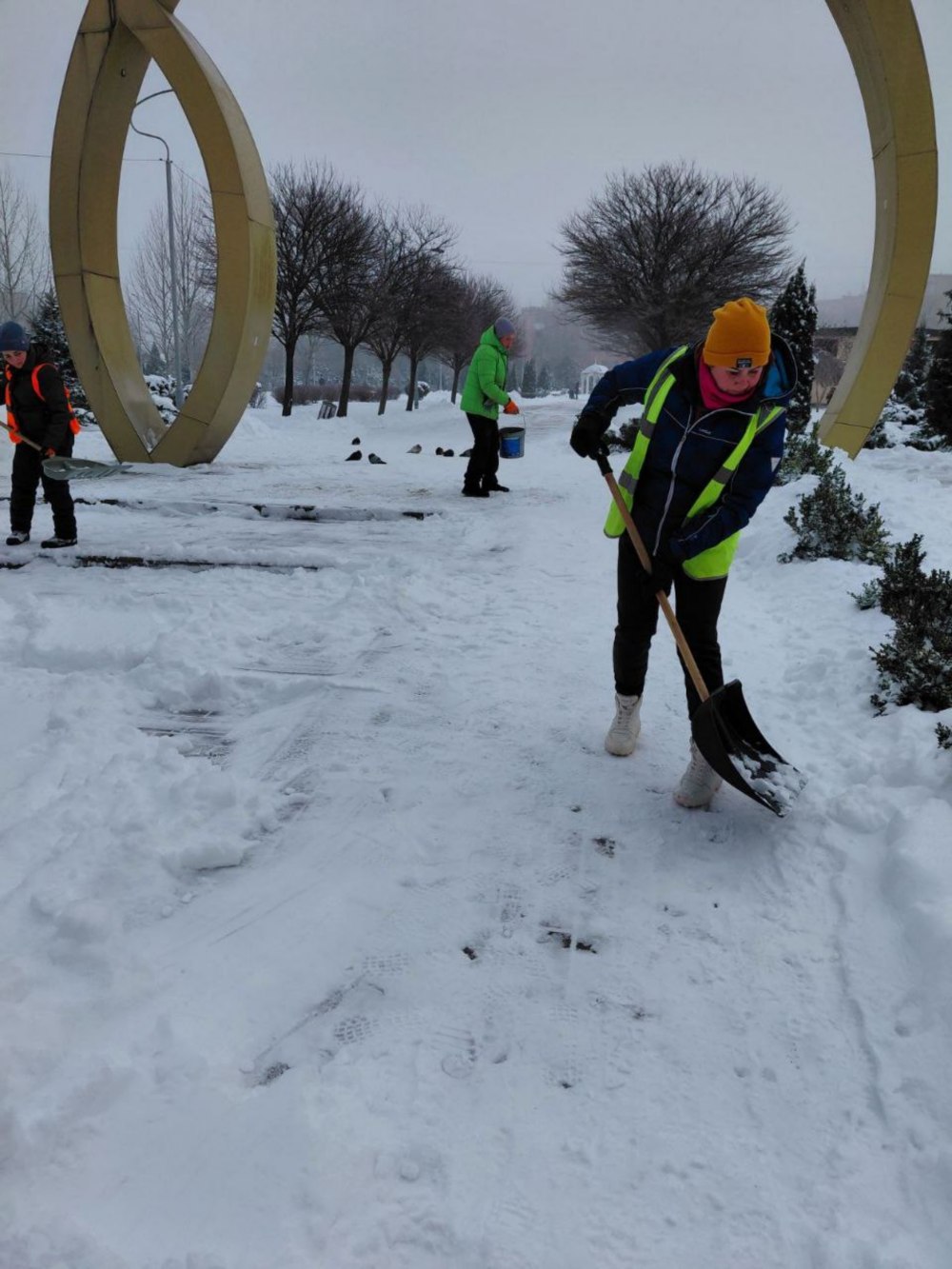 комунальники Марганця 5