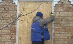 мешканці Нікополя отрмали допомогу 2