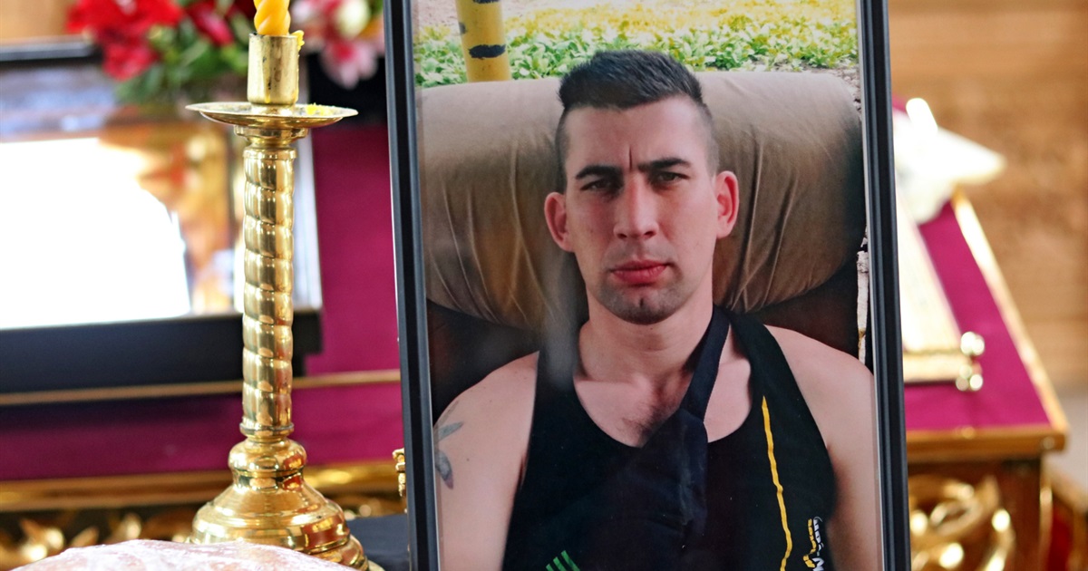 Захисник з Нікополя Захар Кордополов 23 січня відзначав би 33-річчя, але йому назавжди 29… І сьогодні ми вшановуємо пам’ять Героя! Захисник з Нікополя Захар Кордополов 23 січня відзначав би 33-річчя, але йому назавжди 29… І сьогодні ми вшановуємо пам’ять Героя!