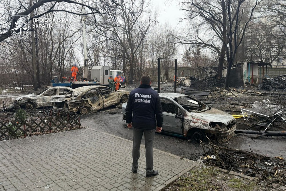 Наслідки масованого удару по Дніпру 6 січня: фото Наслідки масованого удару по Дніпру 6 січня: фото