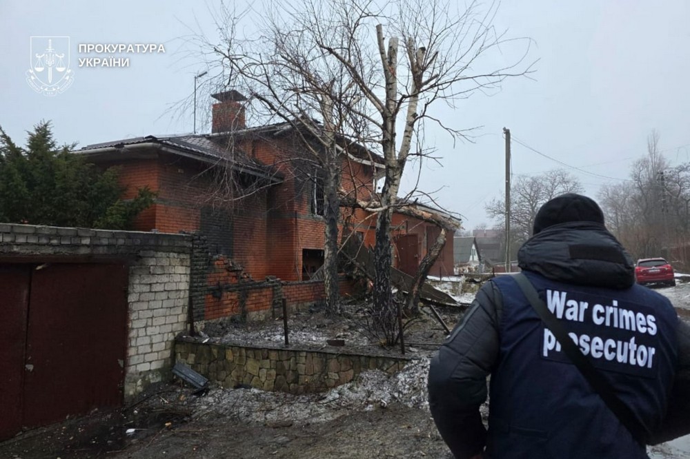 Наслідки масованого удару по Дніпру 6 січня: фото Наслідки масованого удару по Дніпру 6 січня: фото
