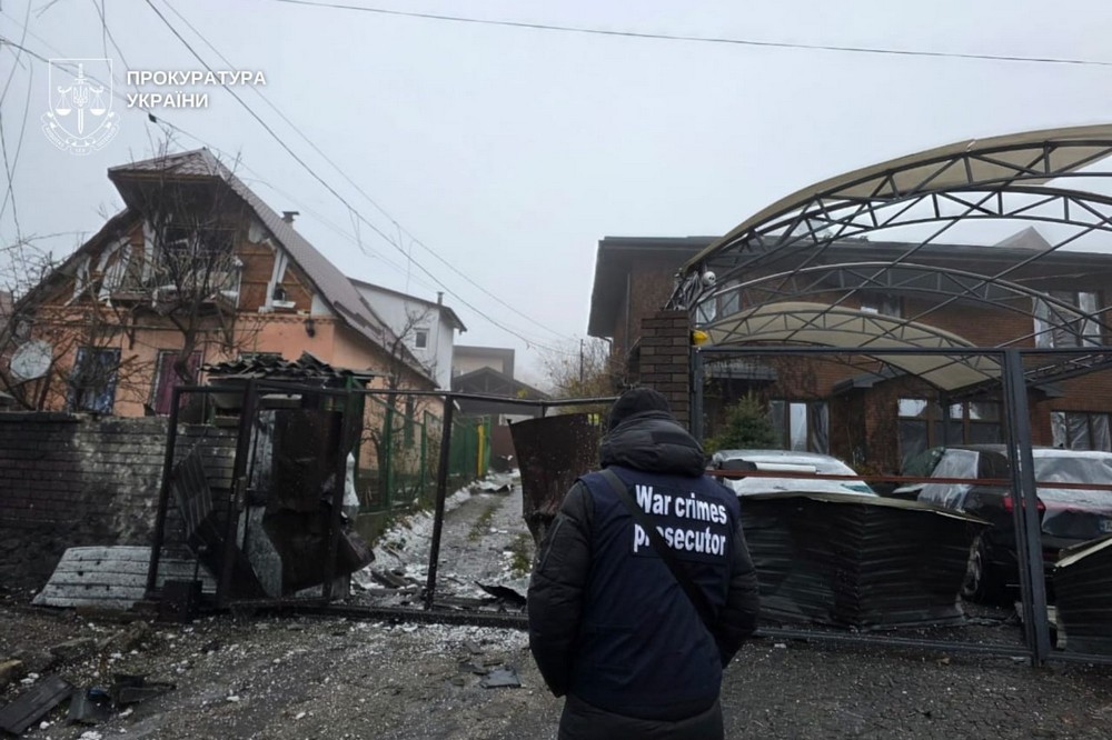 Наслідки масованого удару по Дніпру 6 січня: фото Наслідки масованого удару по Дніпру 6 січня: фото