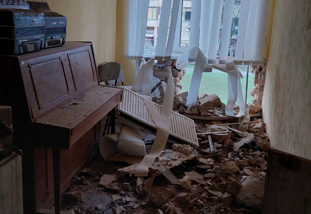 13 поранених у Нікополі і 1 у районі, 8 постраждалих у Кривому Розі, 10 – у Дніпрі, загибла і поранені на Синельниківщині – жахливий день на Дніпропетровщині