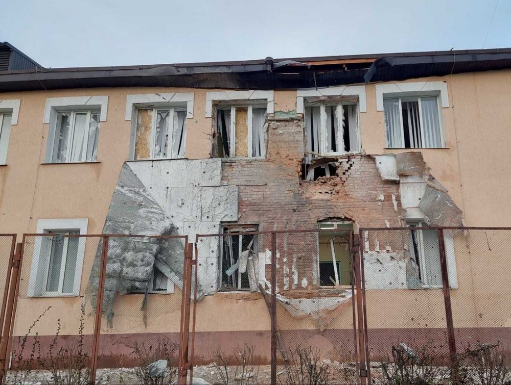 13 поранених у Нікополі і 1 у районі, 8 постраждалих у Кривому Розі, 10 – у Дніпрі, загибла і поранені на Синельниківщині – жахливий день на Дніпропетровщині