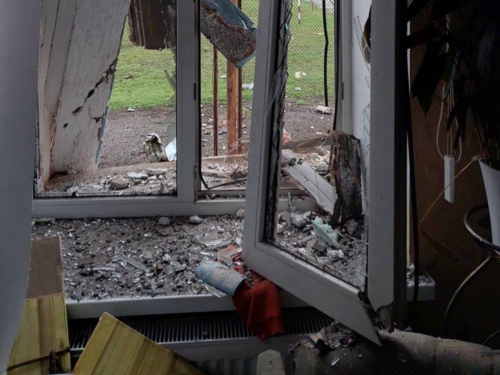 13 поранених у Нікополі і 1 у районі, 8 постраждалих у Кривому Розі, 10 – у Дніпрі, загибла і поранені на Синельниківщині – жахливий день на Дніпропетровщині