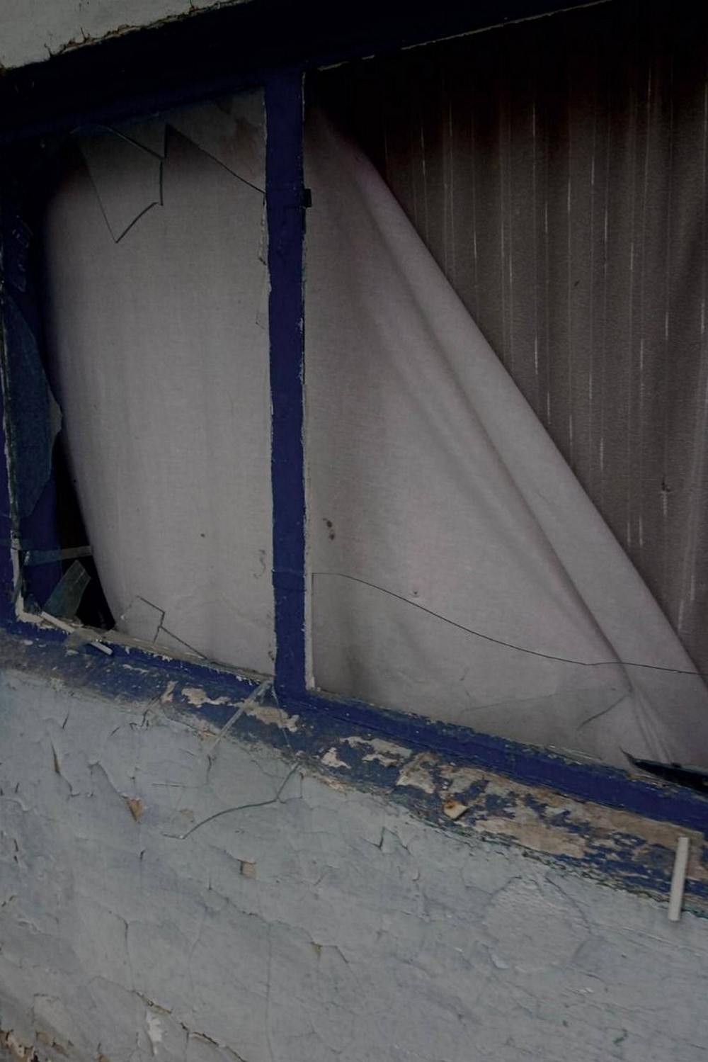 Ворог обстрілював Нікопольщину: є поранений, понівечено будинки , газогін і лінія електропередач