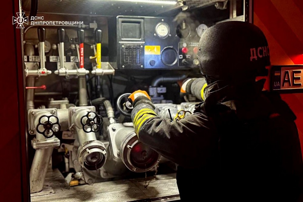 Фото наслідків атаки на Дніпропетровщину