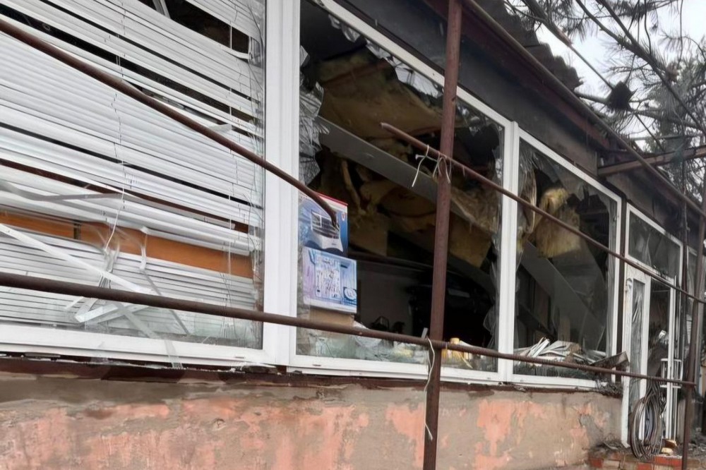 У Нікополі і районі побито будинки, під ударом ворога також були Кривий Ріг і Синельниківщина (фото)