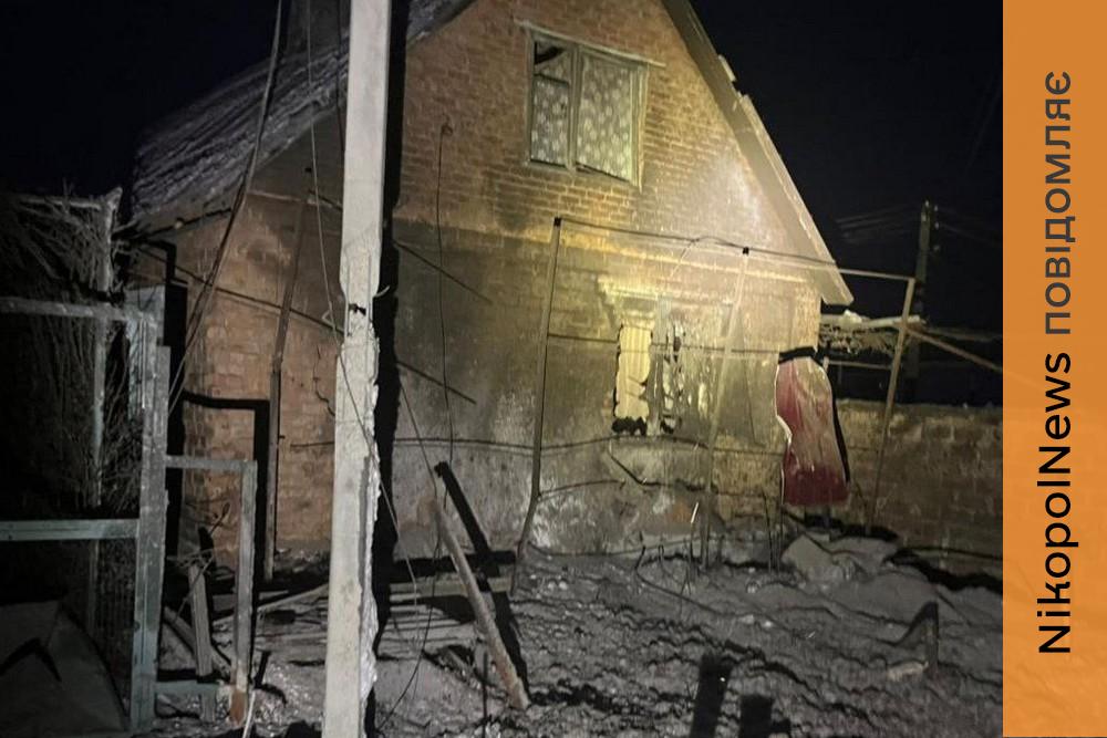 Ворог вдарив по Нікополю – є руйнування, також під обстрілами було Криворіжжя (фото)