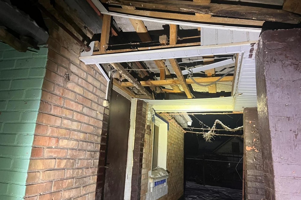 Ворог вдарив по Нікополю – є руйнування, також під обстрілами було Криворіжжя (фото) Ворог вдарив по Нікополю – є руйнування, також під обстрілами було Криворіжжя (фото)