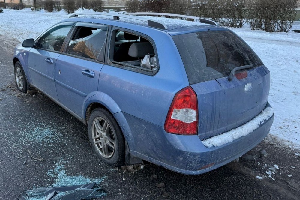 У Нікополі 5 поранених, побито 13 багатоповерхівок, музей, адмінбудівлі, магазини, також є поранені на Синельниківщині сьогодні (фото)