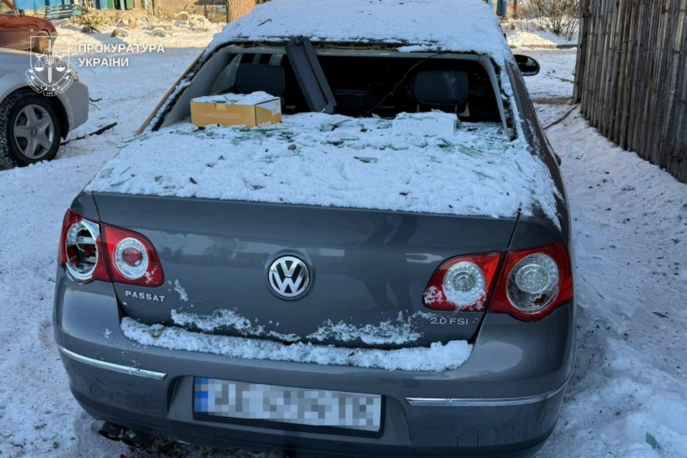 У Нікополі 5 поранених, побито 13 багатоповерхівок, музей, адмінбудівлі, магазини, також є поранені на Синельниківщині сьогодні (фото)