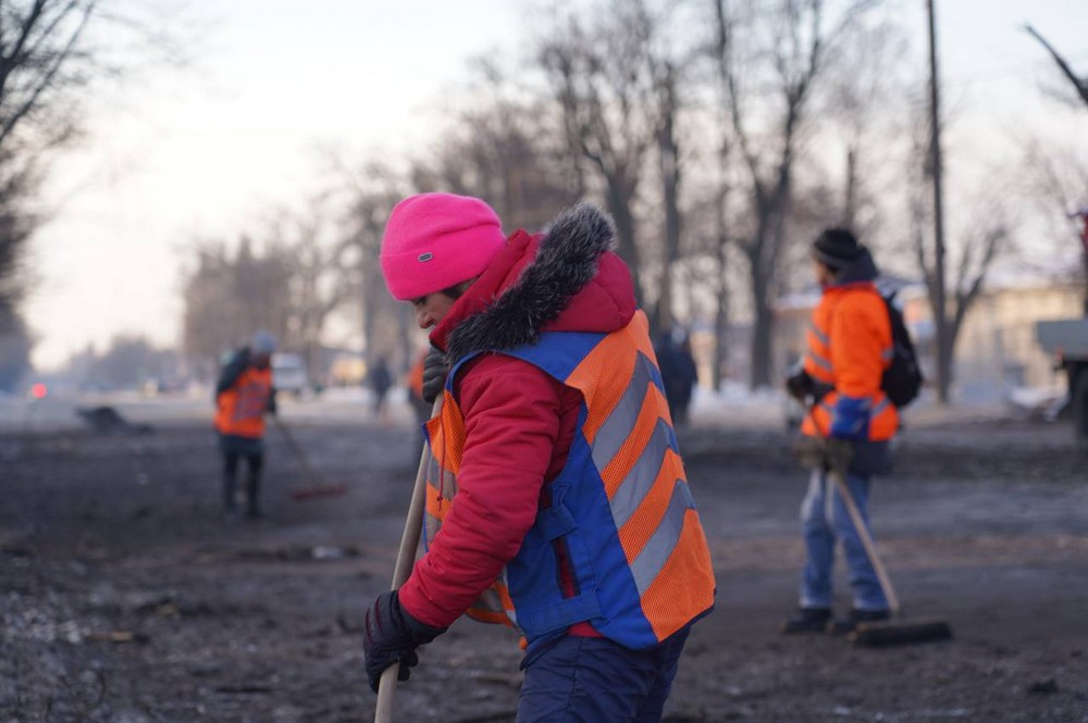 Ворожий удар по Дніпру 20 січня: є поранені і руйнування, виникла масштабна пожежа (фото)