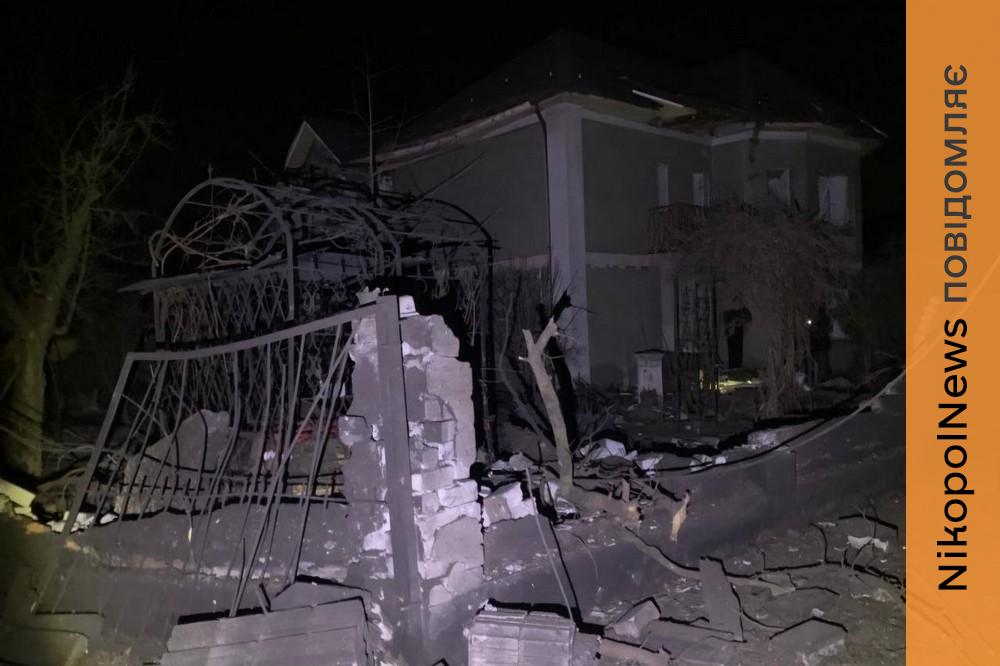 Двоє загиблих і поранена: ворог атакував Дніпропетровщину БпЛА і вдарив ракетою 1 Двоє загиблих і поранена: ворог атакував Дніпропетровщину БпЛА і вдарив ракетою