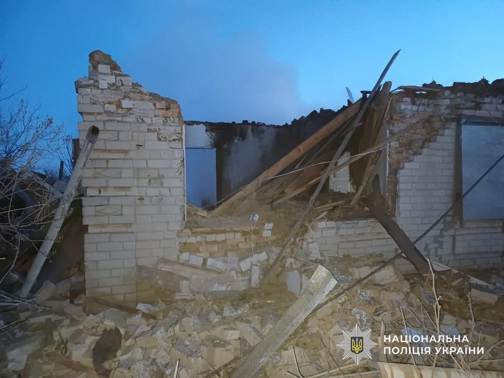 Ворог обстріляв Нікополь і район, Кривий Ріг і Синельниківщину: є жертви і руйнування (фото)