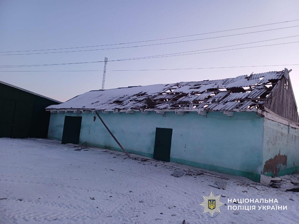 Ворог обстріляв Нікополь і район, Кривий Ріг і Синельниківщину: є жертви і руйнування (фото)