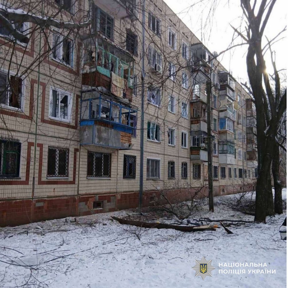 Ворог обстріляв Нікополь і район, Кривий Ріг і Синельниківщину: є жертви і руйнування (фото)