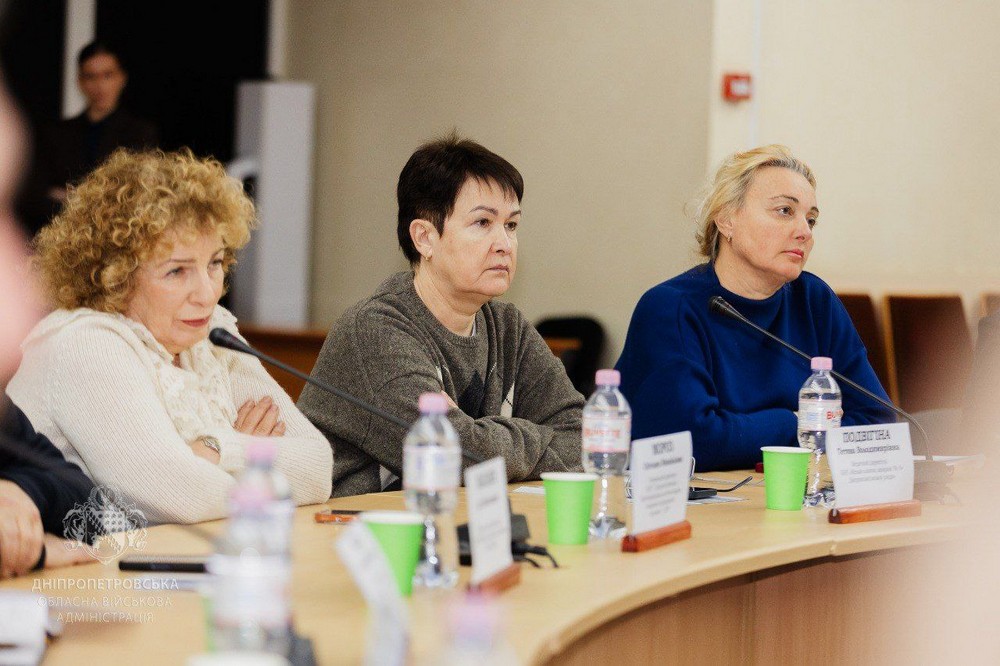 Корупція у ВЛК Дніпропетровщини: начальник ДніпроОВА зібрав керівників закладів охорони здоров’я (фото)