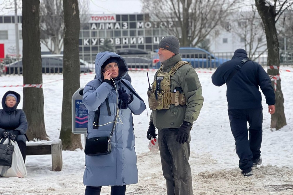 Близько 20 поранених, серед них діти: удари по Дніпру і Кривому Рогу прокоментували правоохоронці (фото)