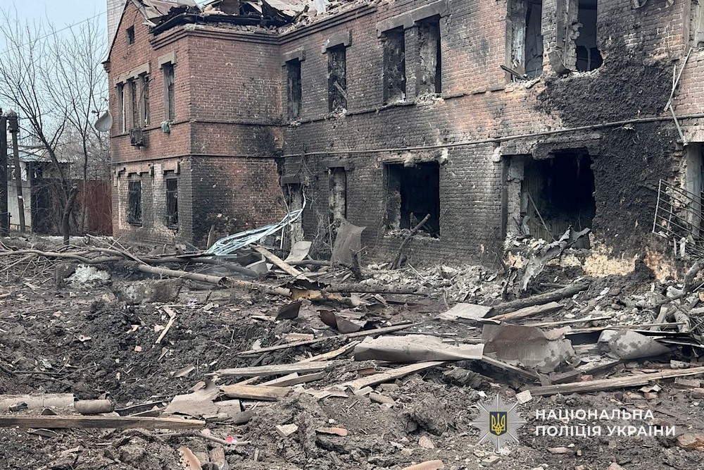 Близько 20 поранених, серед них діти: удари по Дніпру і Кривому Рогу прокоментували правоохоронці (фото)