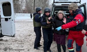 Смертельний обстріл Нікопольщини 23 січня прокоментували у ДСНС: рятувальники допомагали людям