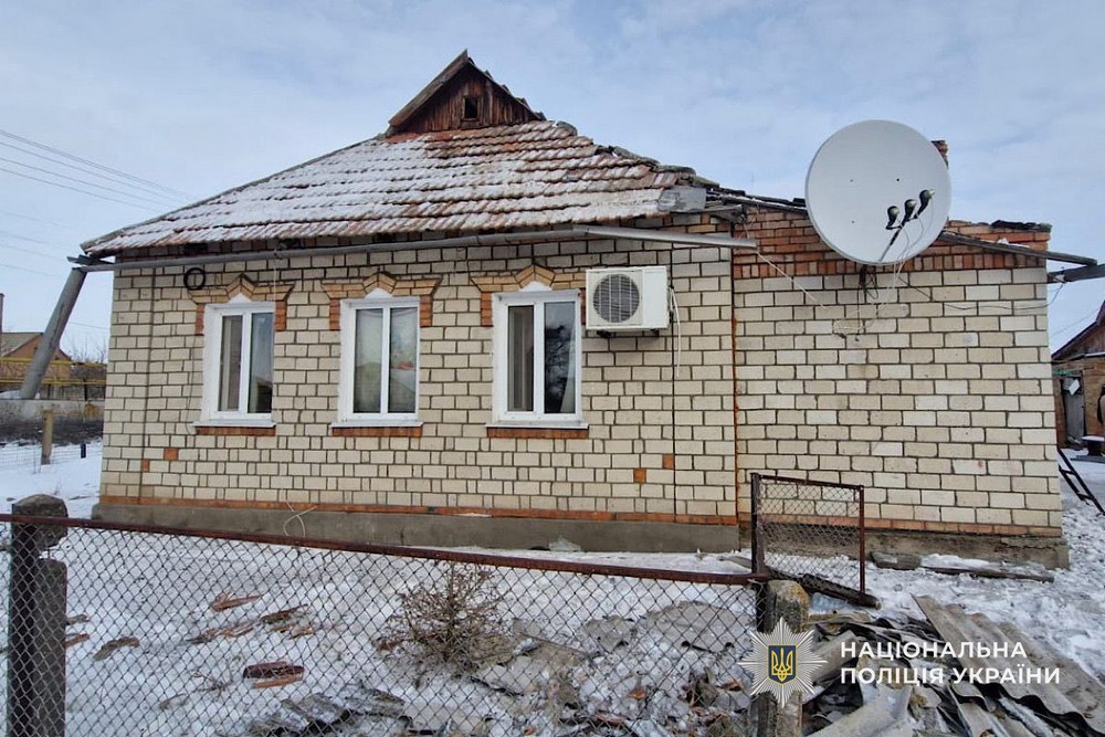 Вдарили по Нікополю і громадах району: вбили і поранили людей – поліція про обстріли 23 січня (фото)