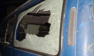 На  Нікопольщині не вщухали обстріли цієї ночі. Є поранений і руйнування,