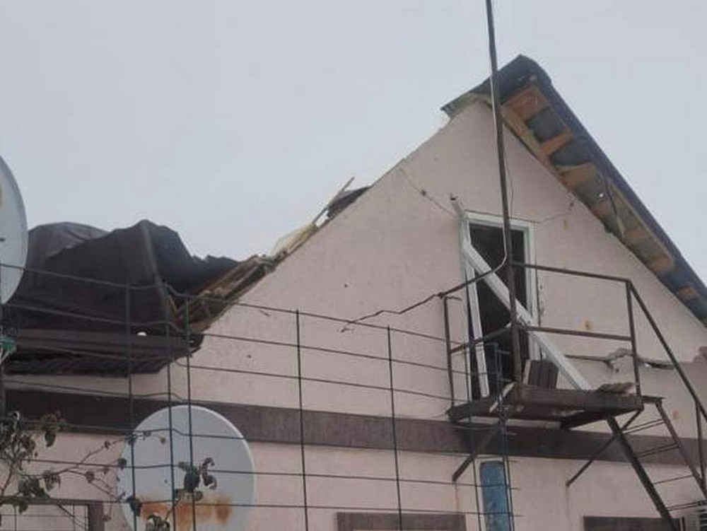 Ворог вдарив по Нікопольщині з РСЗВ «Град», є загиблий і поранені у Синельниківському районі, під ударами були також Кривий Ріг, Кам'янське і Павлоградщина Ворог вдарив по Нікопольщині з РСЗВ «Град», є загиблий і поранені у Синельниківському районі, під ударами були також Кривий Ріг, Кам'янське і Павлоградщина