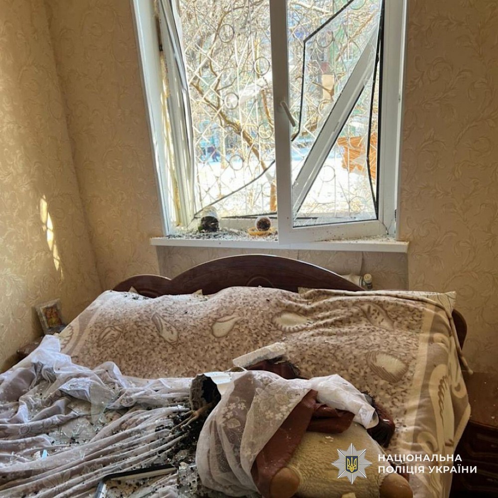 70 ударів по Нікопольщині, атака на авто, що перевозило хліб, поранені і руйнування в 5 районах області – поліція Дніпропетровщини про наслідки ворожого терору