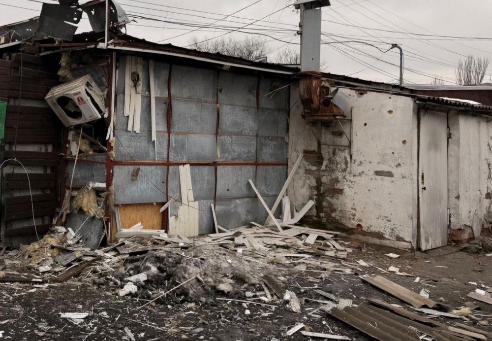 Вбитий і 7 поранених у Нікополі і районі, понівечено ринок, кафе, магазини, також під ударом була Синельниківщина Вбитий і 7 поранених у Нікополі і районі, понівечено ринок, кафе, магазини, також під ударом була Синельниківщина