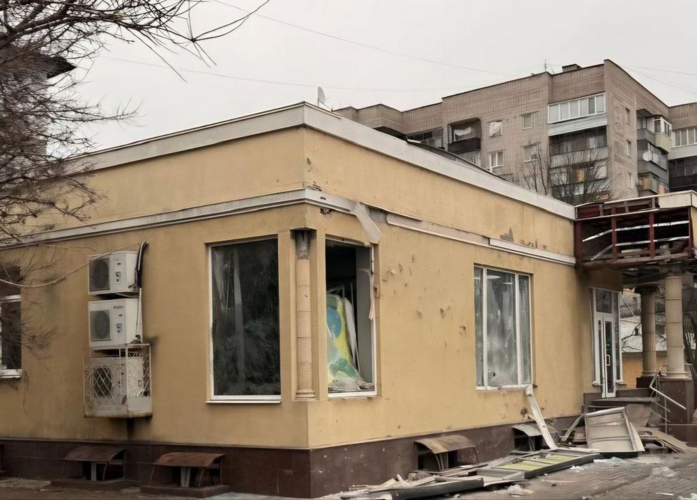 Вбитий і 7 поранених у Нікополі і районі, понівечено ринок, кафе, магазини, також під ударом була Синельниківщина Вбитий і 7 поранених у Нікополі і районі, понівечено ринок, кафе, магазини, також під ударом була Синельниківщина