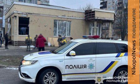 В епіцентрі вибуху опинились люди бля магазину: поліція про смертельний обстріл Нікополя 31 січня