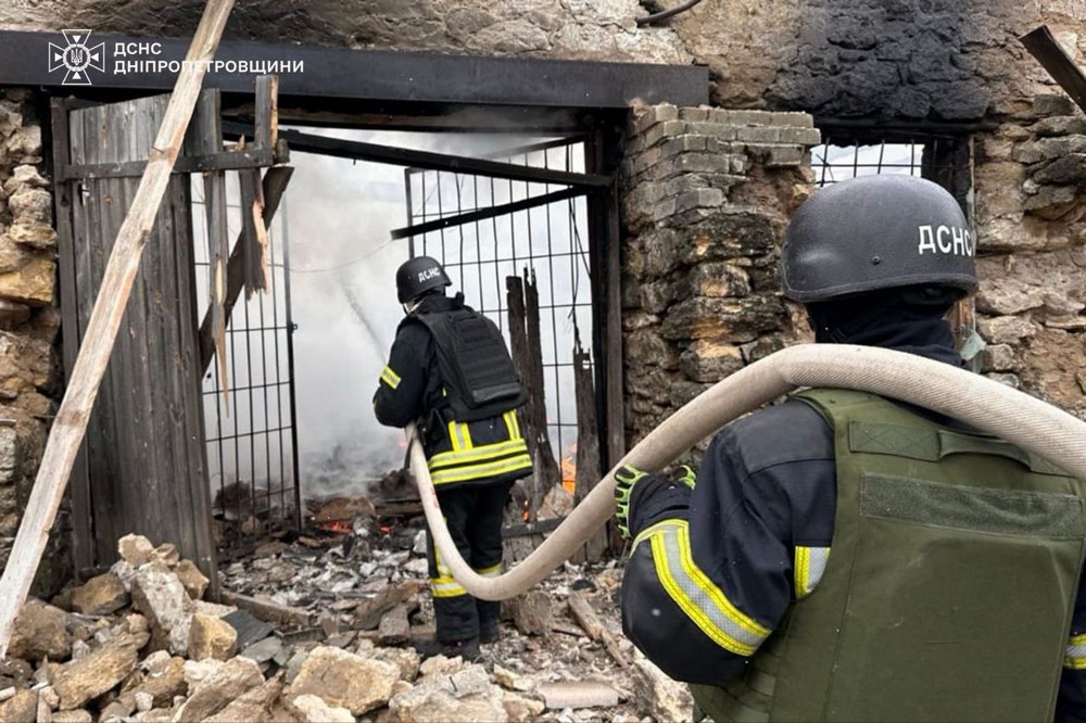 під атакою ворога був Нікополь і громади області (фото) 2
