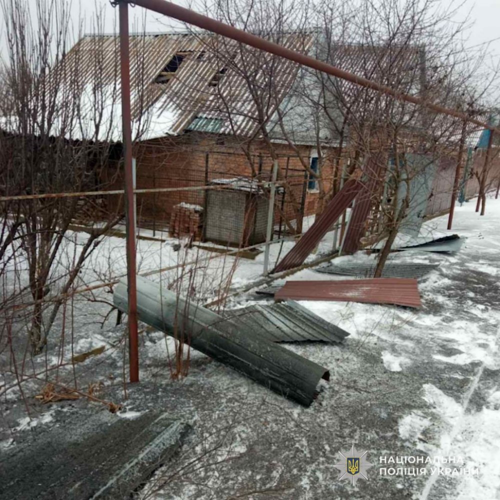 рхівці у Нікополі і важко поранив жінку, всього в області 1 вбитий і 7 поранених поліція 8 рхівці у Нікополі і важко поранив жінку, всього в області 1 вбитий і 7 поранених поліція 8