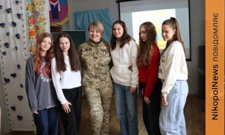 школярами Покрова 11