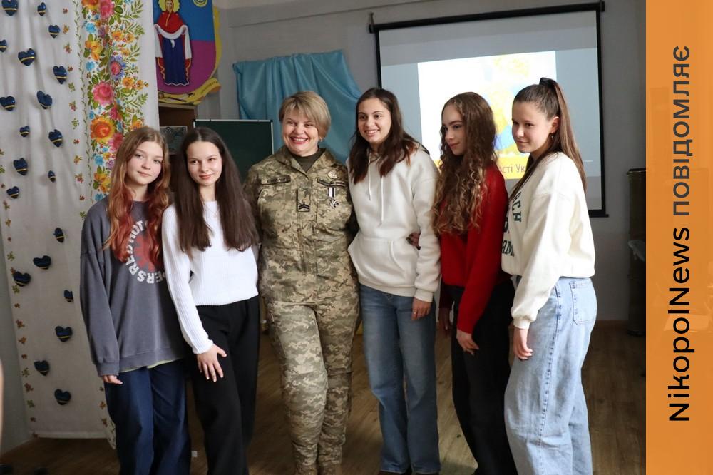 школярами Покрова 11