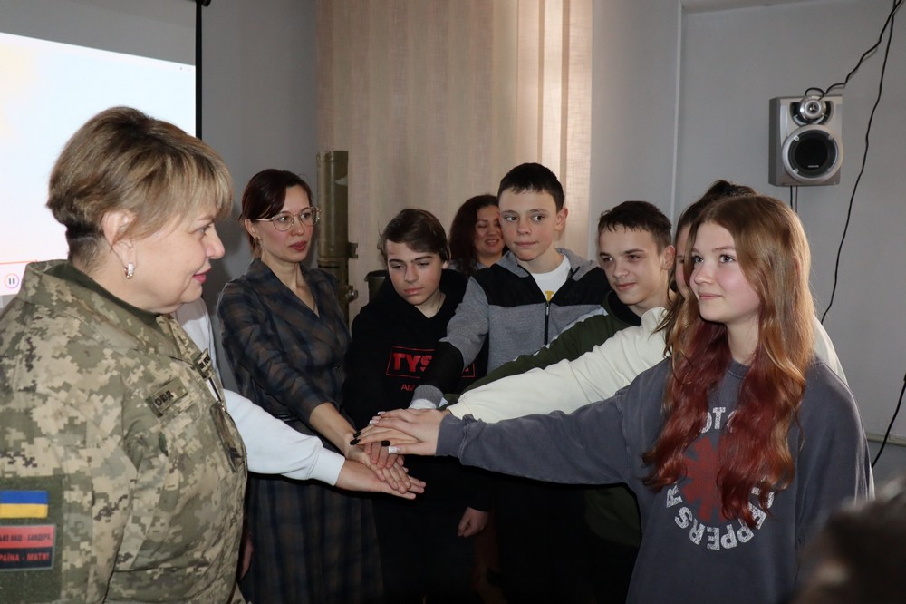 школярами Покрова 4 школярами Покрова 4