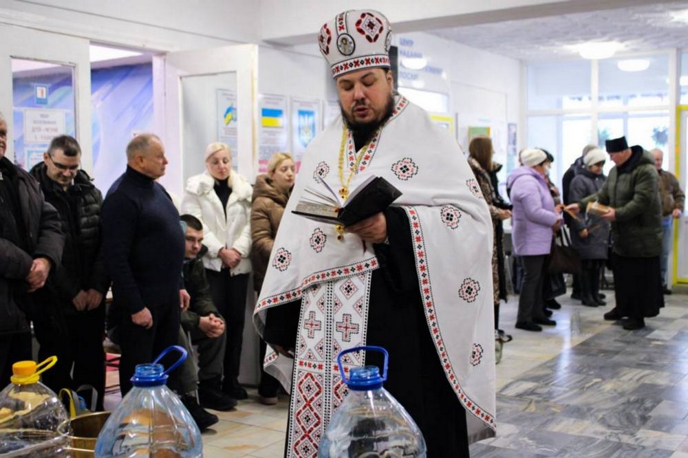 у Томаківці