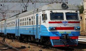 Рух приміських поїздів на Дніпропетровщині збережено попри складну ситуацію з електроенергією – УЗ